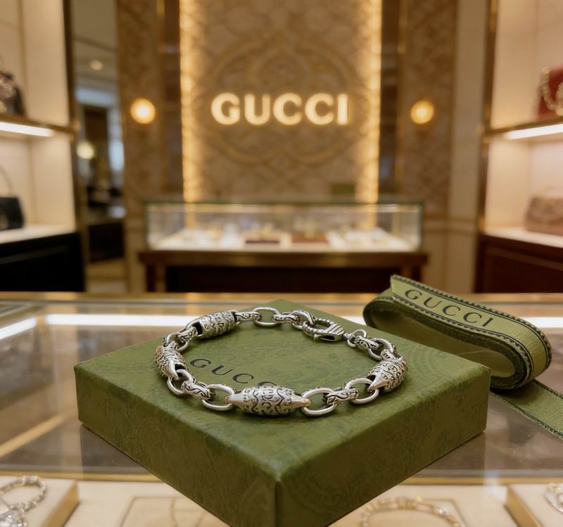Gucci Bracelet 02yxs51
